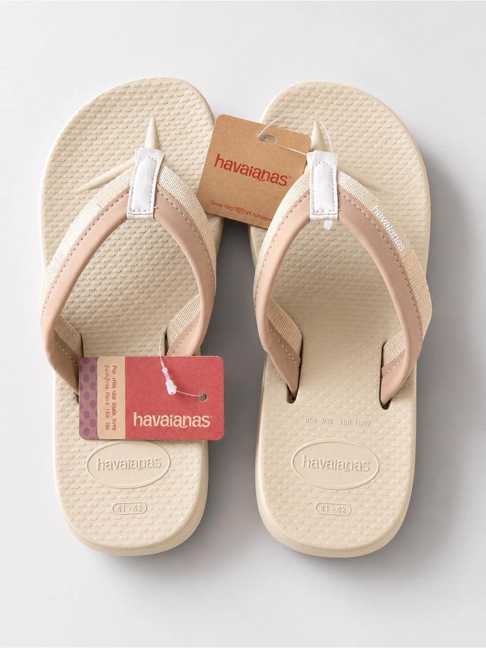 Havaianas Men’s Cream & Blush Flip Flops